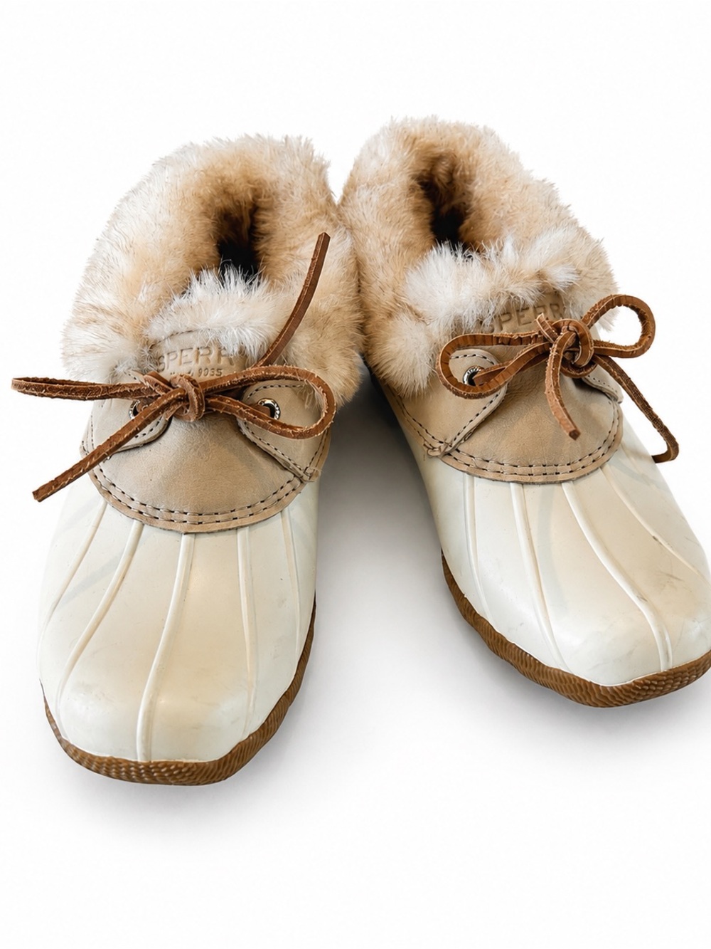 Sperry Women’s Cream Faux Fur Lined Low Duck Shoes size 6